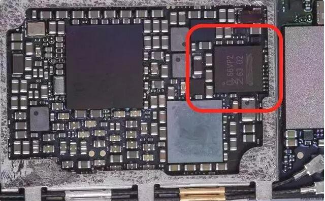 iPhone 6S将会配备一款型号为“66VP2”的全新NFC控制器，是否开放NFC是大家最期待的